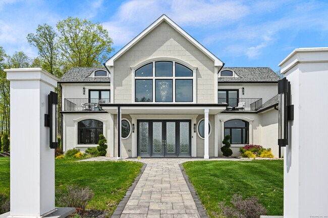 Photo - 5 Hawks Lndg