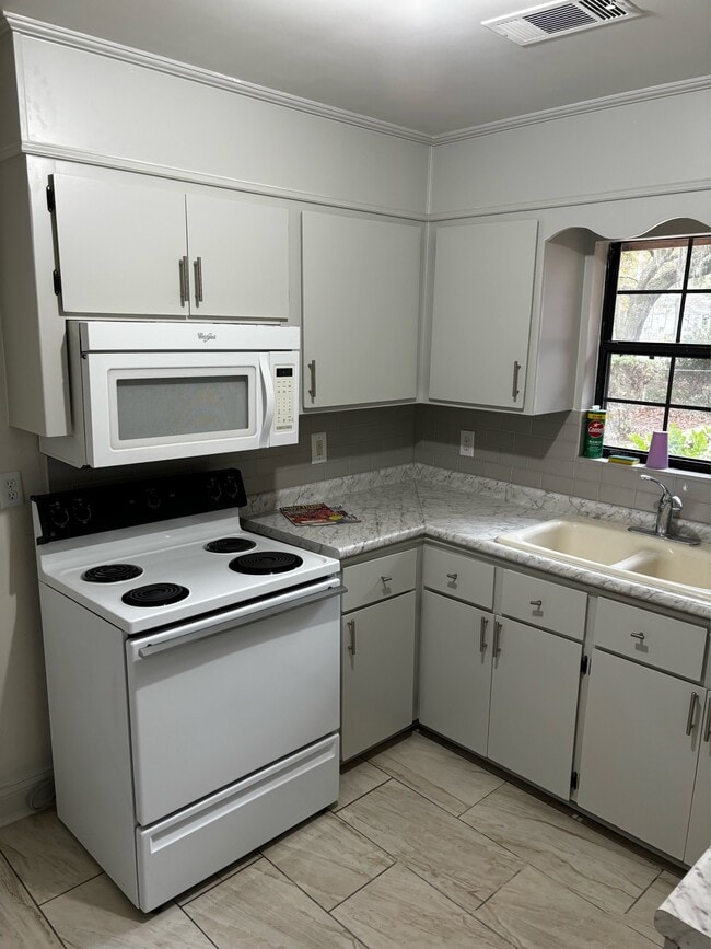 Photo - 130 Ralph Quarterman Dr