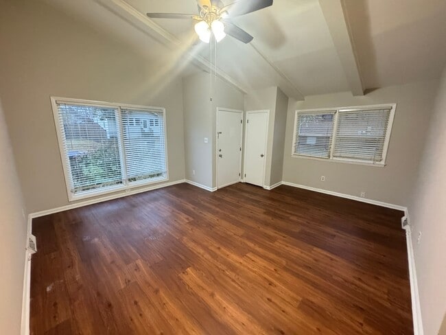 Photo - Caldwell Duplex Unit 208 Caldwell