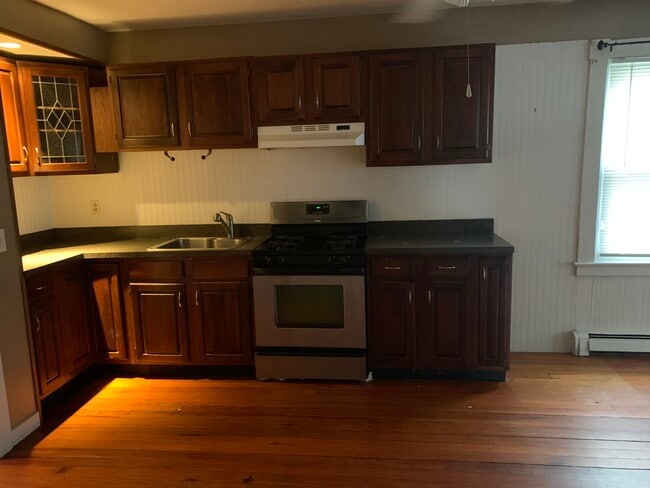 Photo - 32 Oak St Unit 1