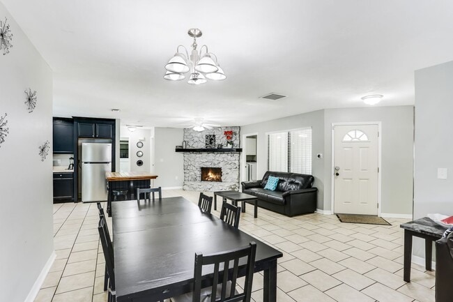 Photo - Pool Home in SW Gainesville
