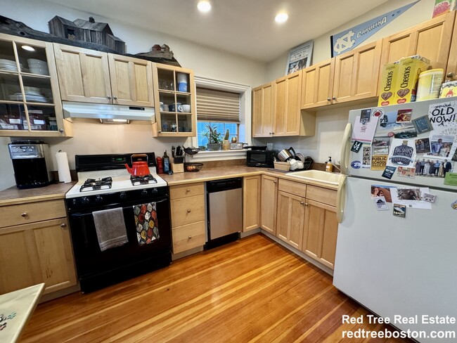 Building Photo - 26 Grovenor Rd Rental