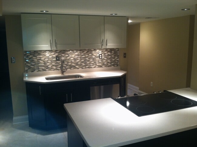 Photo - 11 R Street NW