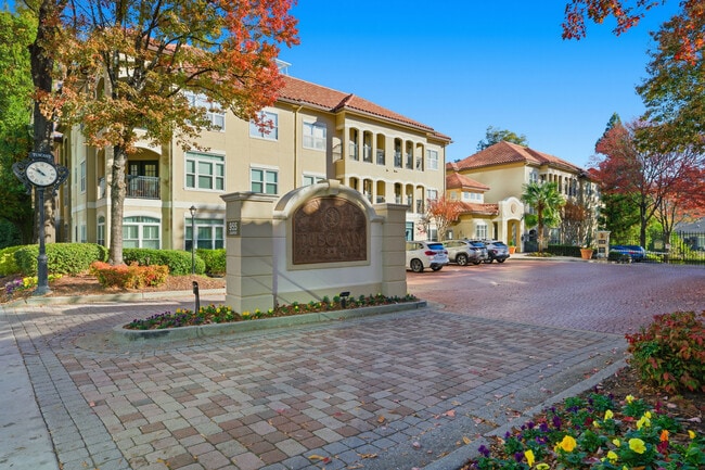 Building Photo - 955 Juniper St NE Unit 3219