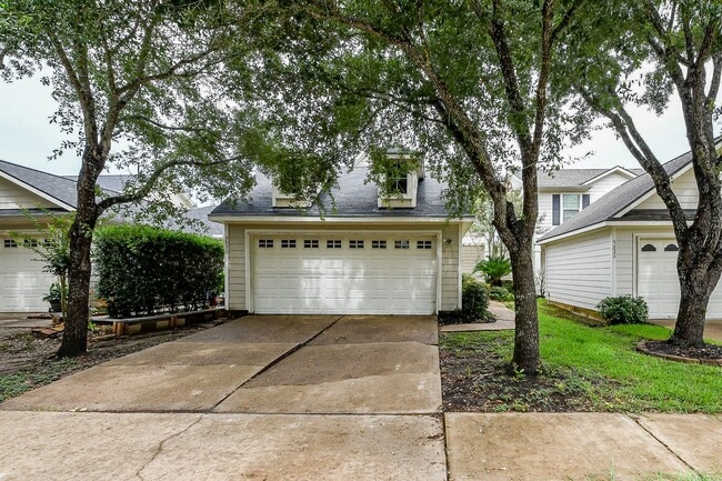 Building Photo - 5830 Silver Oak Rental