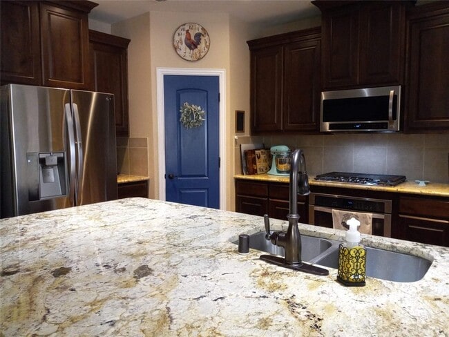 Photo - 1516 Westview Ln