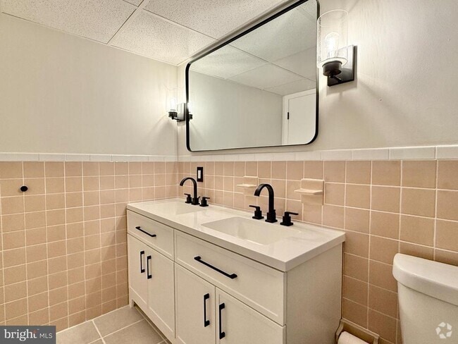 Building Photo - 316 White Horse Pike Rental