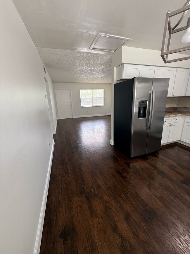 Photo - Triplex centrally located in Fort Pierce