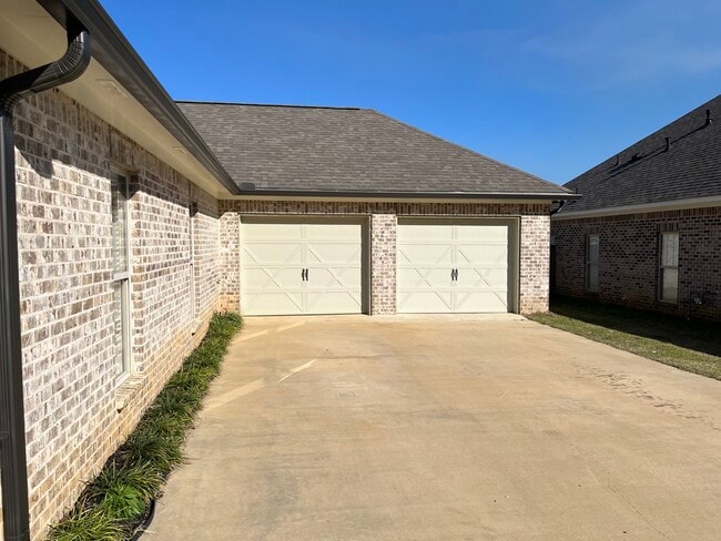 Photo - 837 Long Leaf Cir