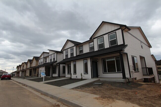 Photo - 1011 Greenfield Dr