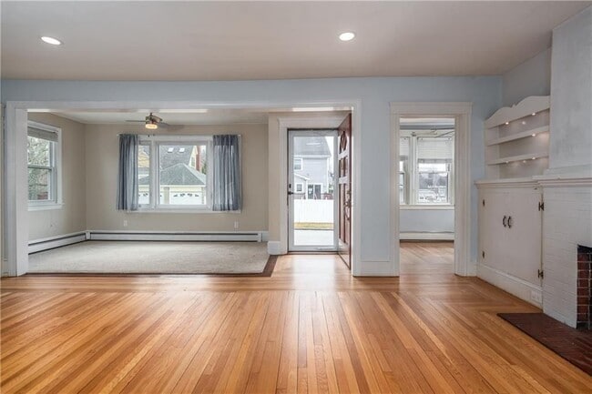 Photo - 41 Berwick Ln