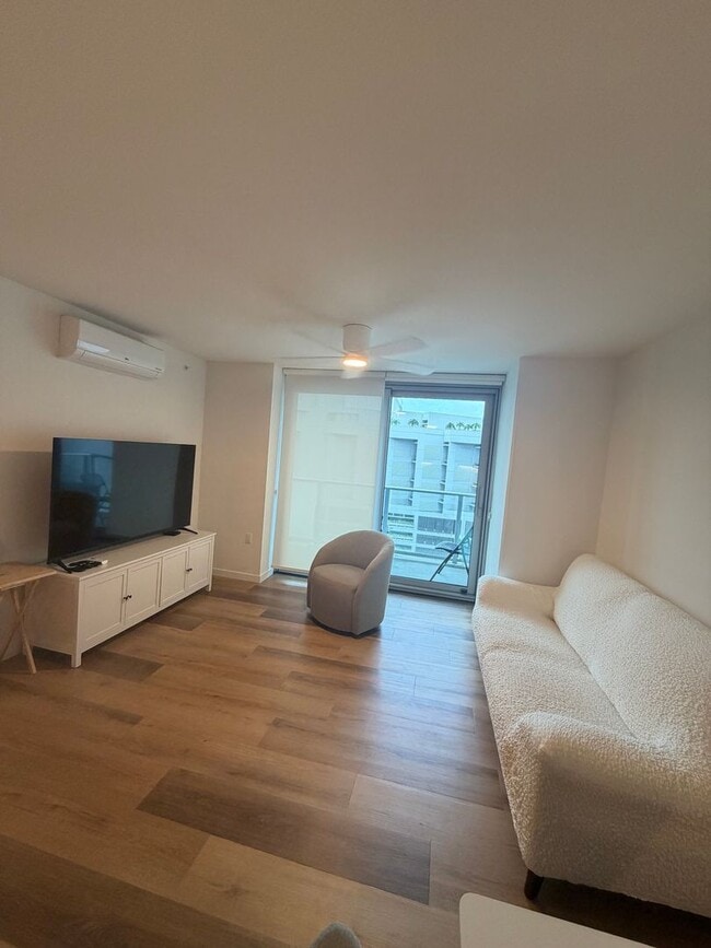 Photo - Ready to Move in Brand New Condo! Fully Furnished! 2 Bed/2 Bath/1 Parking at The Park on Ke‘eaumoku! Unit 800R