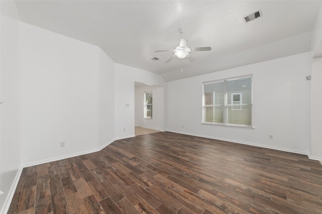 Photo - 9338 Logans Run Ln