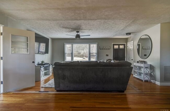 Photo - 246 Poor House Rd