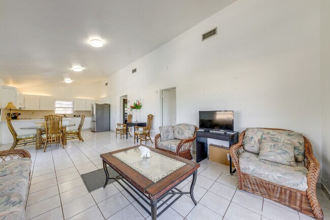 Photo - 115 Marina Ave Unit ID1307103P