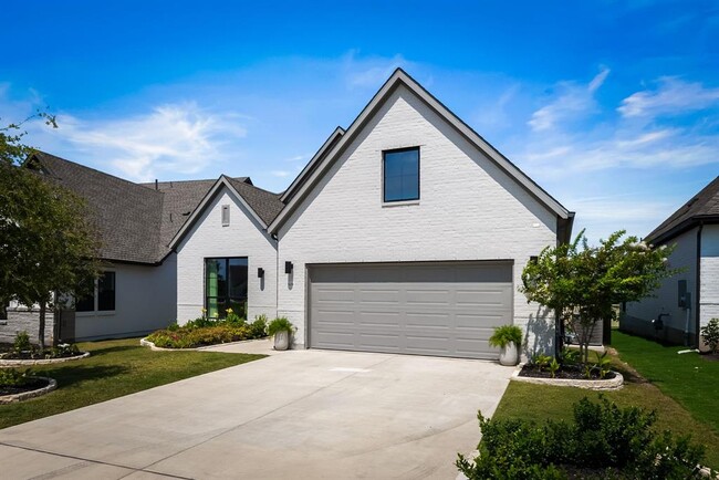 Photo - 508 Castillo Bnd