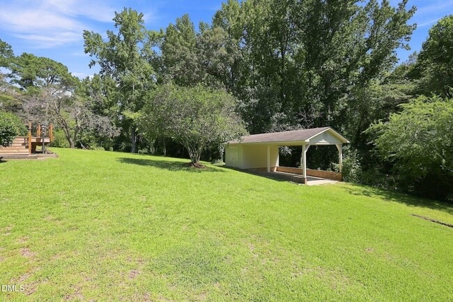 41 Hillcrest Dr