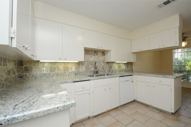 Building Photo - 4508 Medinah Pl Rental