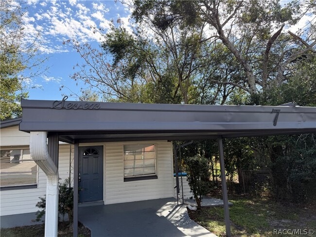 Photo - 7 N Jackson St