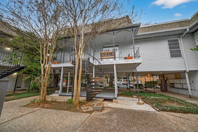 Photo - 3300 Yorktown St Unit 15