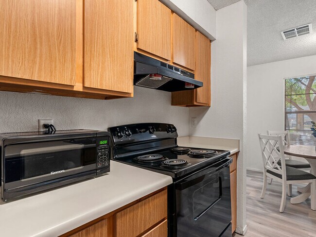 Black Kitchen Appliances