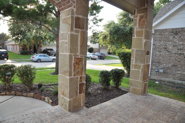 Photo - 6315 Denison Oaks Dr