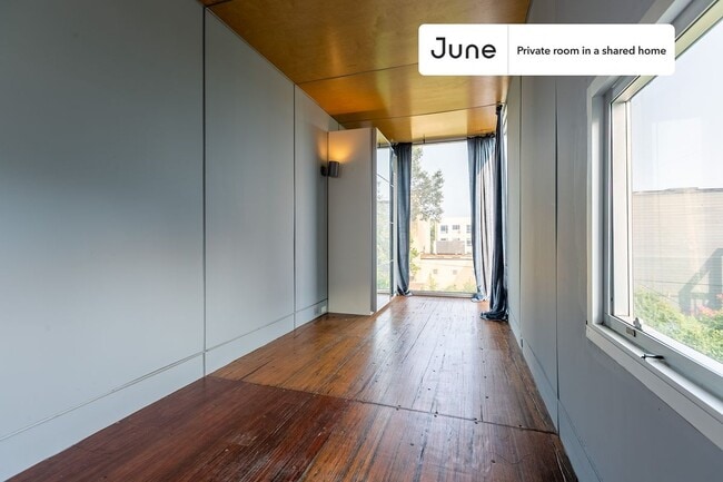 Photo - Room in Shared 6 bed/6 bath home Unidad A