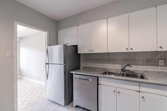 Photo - 4555 Av. Bonavista Unit 409