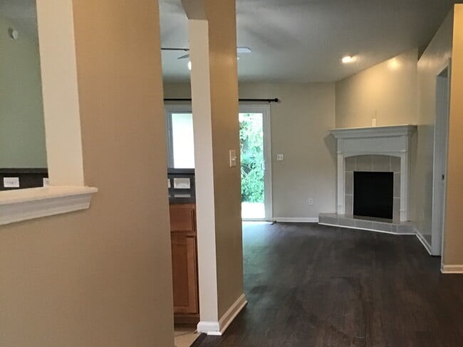 Photo - 2469 Royal Pointe Dr