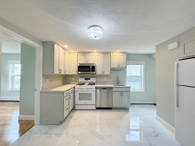 Photo - 7 Sumner Pl Unit 2