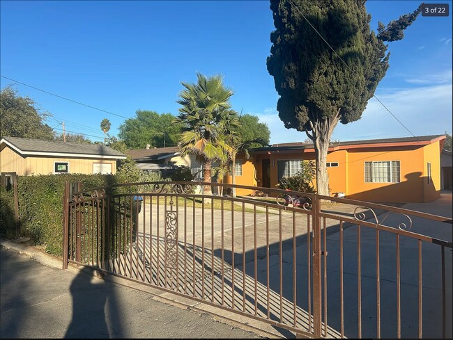 Photo - 434 Santa Mariana Ave