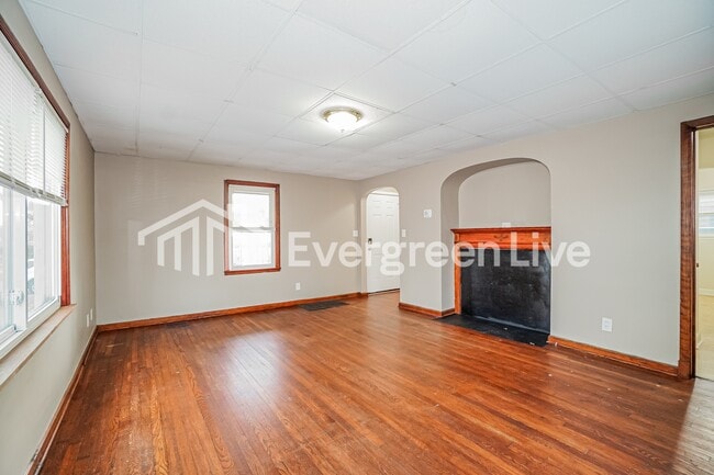 Photo - 1714 Bide A Wee Park Ave