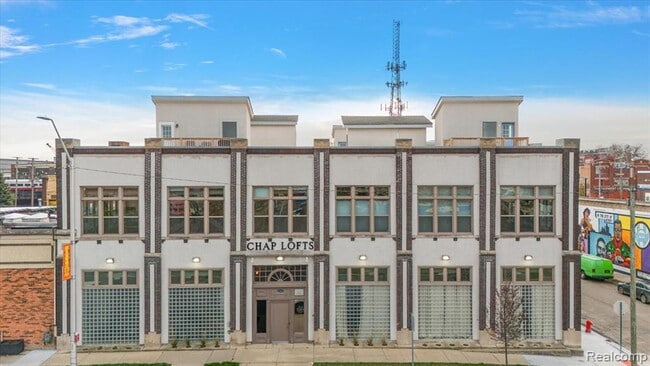 Building Photo - 2843 E Grand Blvd Unit 4