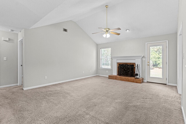 Photo - 5 Astor Ct