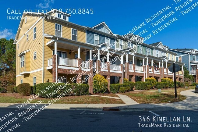 Spacious 4-Bedroom, 2.5-Bathroom Townhouse... - Spacious 4-Bedroom, 2.5-Bathroom Townhouse...