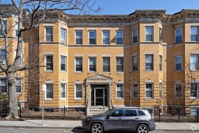 Building Photo - 141 Chiswick Rd Unit 1B Rental