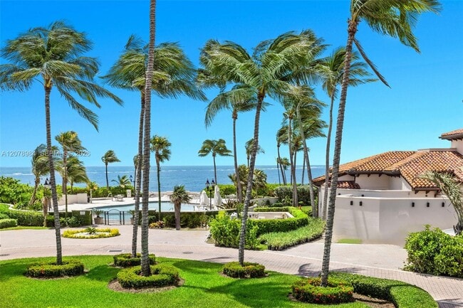 Building Photo - 15723 Fisher Island Dr Unit 15723