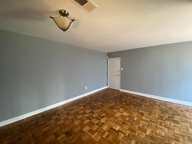 Photo - Cozy 2 BR/1 BA Apartment in Congress Heights!
