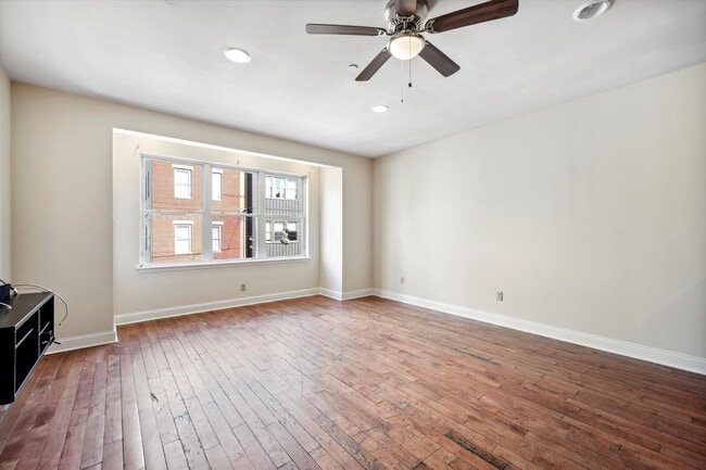 Photo - 1916 N 18th St Unidad B