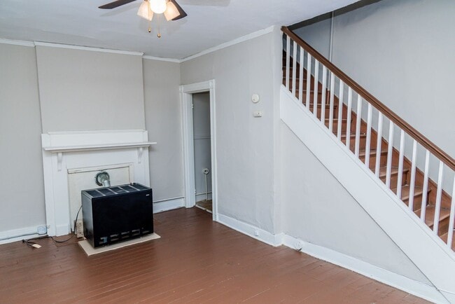 16 S Plum St