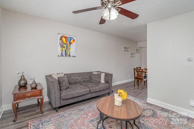 Photo - 1520 Seigle Ave Unit 3