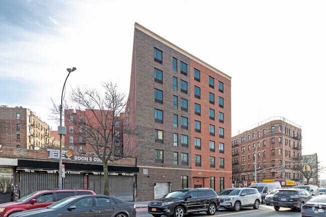 Photo - 140 W Fordham Rd