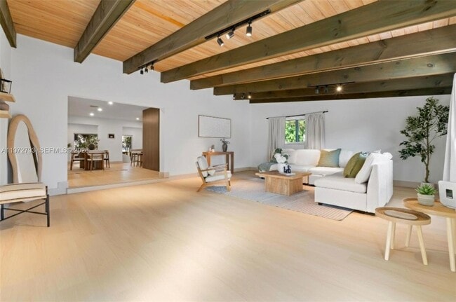 Photo - 1905 NW 62nd Terrace