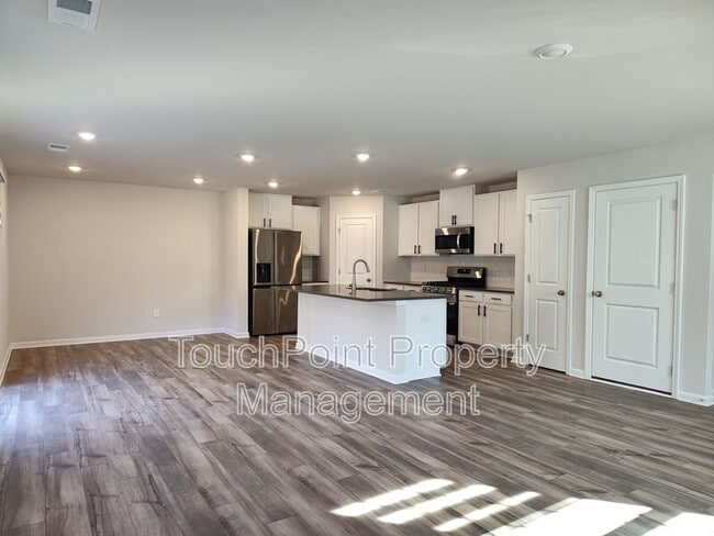 Photo - 3247 Crawford Ave