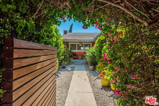 Photo - 4643 Nagle Ave