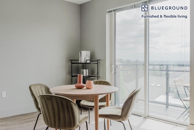 Photo - 104 12th Ave Unit FL5-ID753