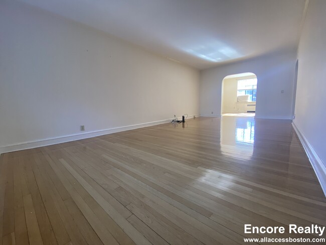 Photo - 111 Longwood Ave