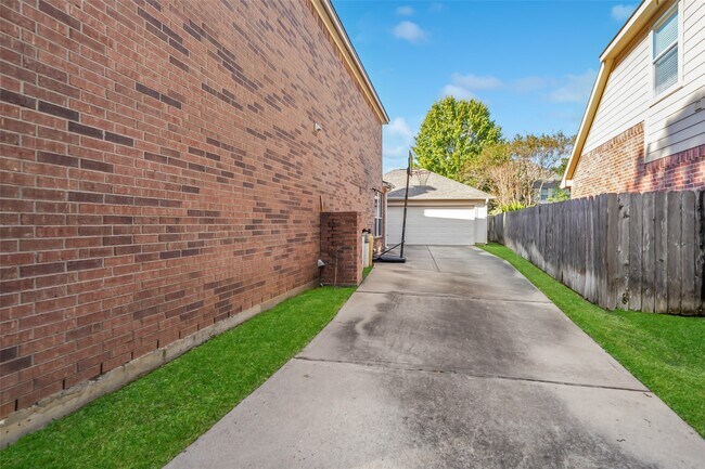 Photo - 4415 Eden Point Ln