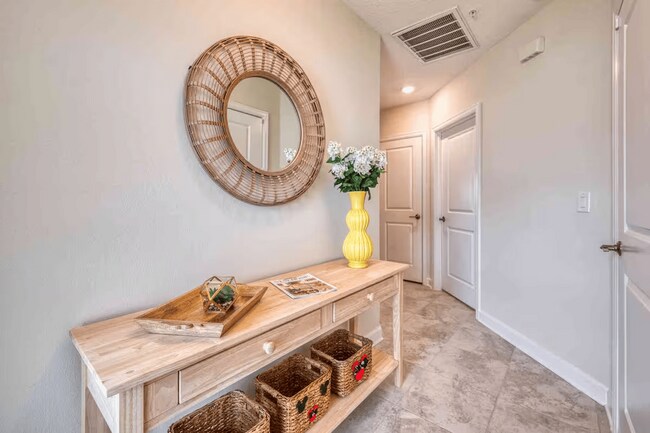 Photo - Beautiful 2 Bedroom, 2 Bathroom Davenport Home!