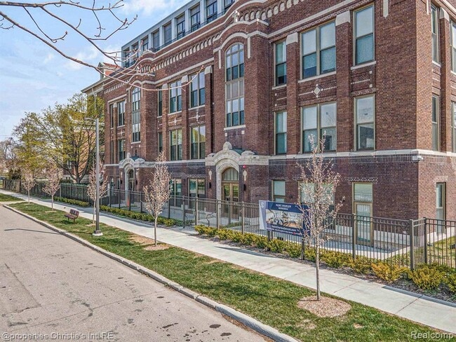 1454 Townsend St Unit 307